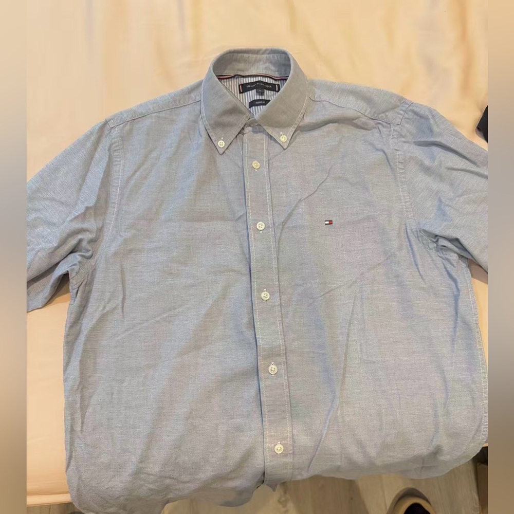 Tommy Hilfiger Light Blue Casual Button Down Shirt